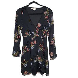 NWT Adam Levine Dress‎ Long Bell Sleeve V-Neck M